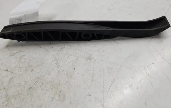 KIA Sorento Slide rail for timing chain 