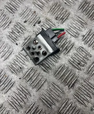 Opel Zafira A Heater blower motor/fan resistor 90559834