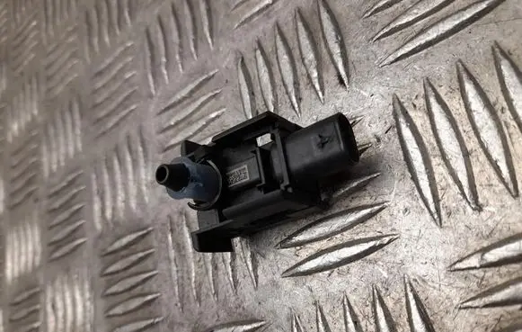 Mercedes-Benz C W206 Airbag deployment crash/impact sensor A2069058704