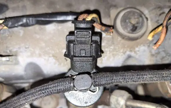 Renault Scenic I Fuel injector 0445110021