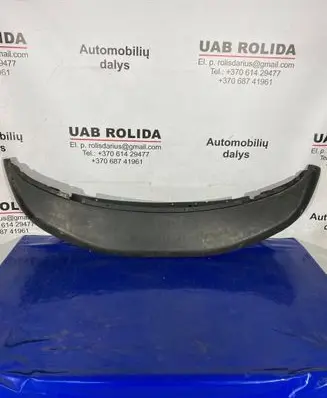 Front bumper lip