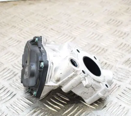 Mercedes-Benz C W205 EGR valve
