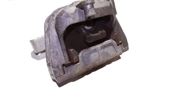 Volkswagen Jetta VI Engine mount bracket 1K0199262AM