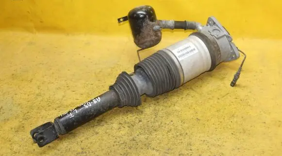 Audi A8 S8 D3 4E Rear shock absorber/damper