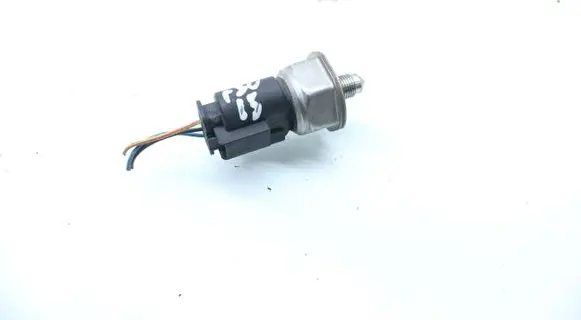 BMW 3 F30 F35 F31 Fuel pressure sensor 55PP1101