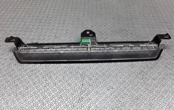 Volvo V70 Third/center stoplight 9154505