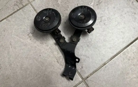 Ford Ranger IV Horn signal