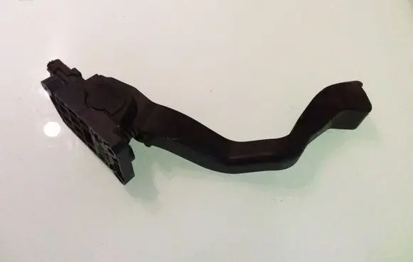 Peugeot 307 Accelerator throttle pedal 0280752251 F00C3E2427