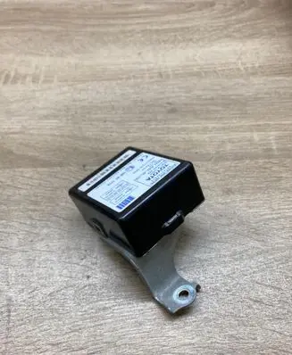 Toyota Corolla Verso AR10 Door control unit/module 897410F010