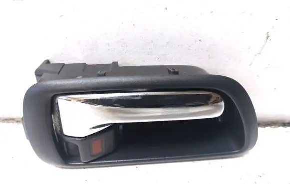 Toyota Corolla Verso AR10 Front door interior handle 692050F010