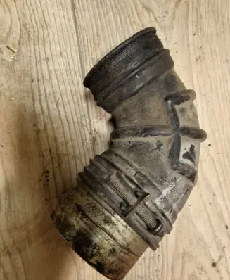 Nissan Navara D22 Intercooler hose/pipe