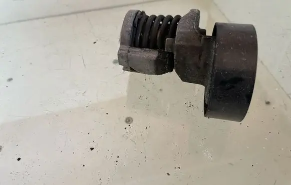 Audi A4 S4 B8 8K Generator/alternator belt tensioner 038903315
