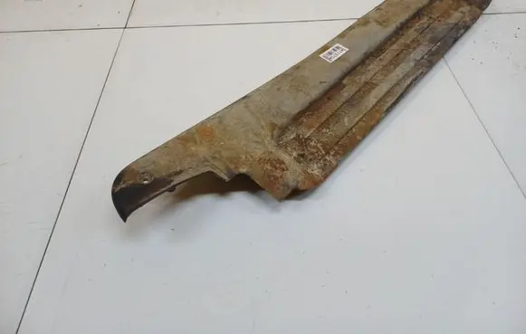 Nissan NV200 Front sill trim cover