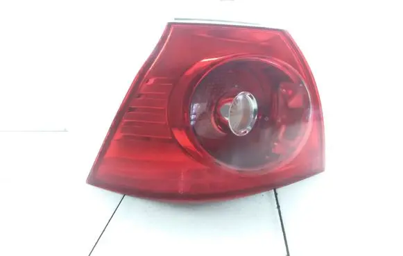 Volkswagen Golf V Rear/tail lights 1K6945257 28492102