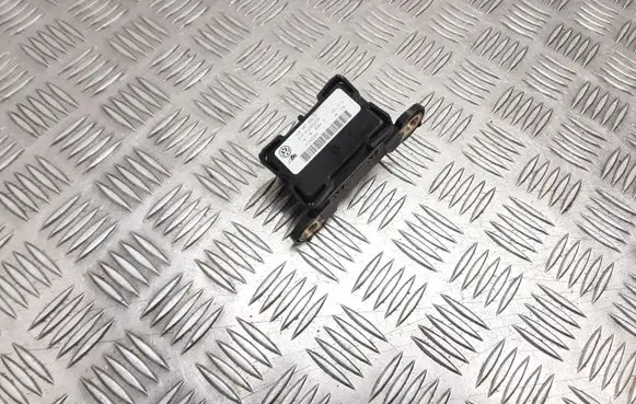 Volkswagen Touran I ESP acceleration yaw rate sensor 1K0907655D