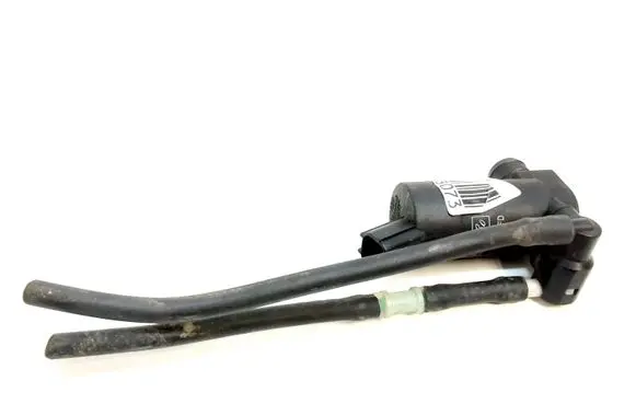 Volvo V50 Windscreen/windshield washer pump 1S7117K624FD