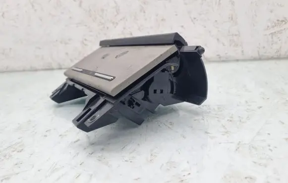 Audi A4 S4 B7 8E 8H Car ashtray 8E0857951