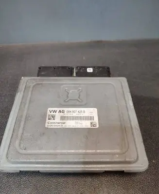 Skoda Superb B8 (3V) Engine control unit/module 06K907425B