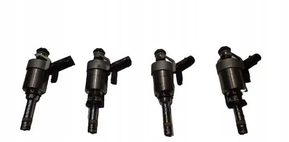 Volkswagen Golf Sportsvan Fuel injectors set 06L906036K