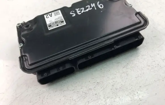 Toyota RAV 4 (XA50) Engine control unit/module 896610ZS10