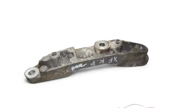Jaguar XF X250 Other engine bay part 4R8Q19D624AE