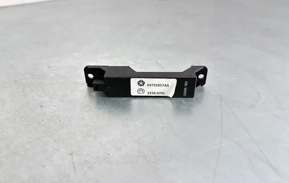 Jeep Grand Cherokee Keyless (KESSY) go control unit/module 04725857AA