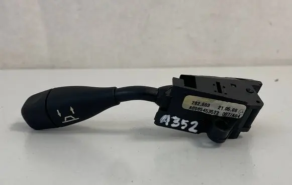 Mercedes-Benz CLK A209 C209 Steering wheel adjustment handle/lever A0085453522 282603 007A04