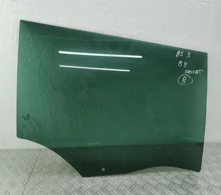 Volkswagen PASSAT B8 Rear door window glass 3G9845026A