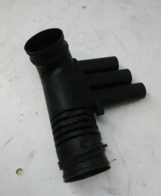 Volkswagen Scirocco Air intake hose/pipe 04E129651C