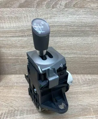 Toyota Prius (XW20) Gear shifter/selector 8945147030 05F24 RHD