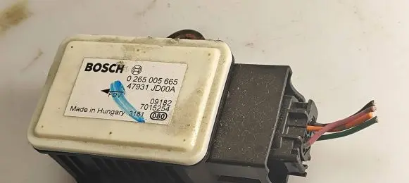 Nissan Qashqai ESP acceleration yaw rate sensor 47931JD00A 7015254 0265005665