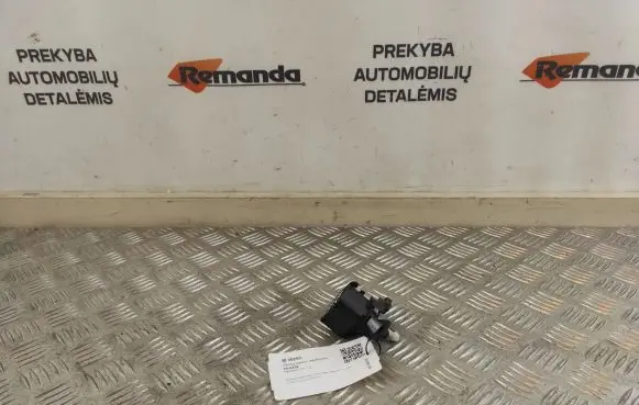 Opel Astra J Headlight level adjustment motor 00883030