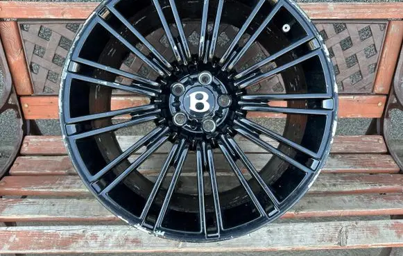 Bentley Continental R20 alloy rim 