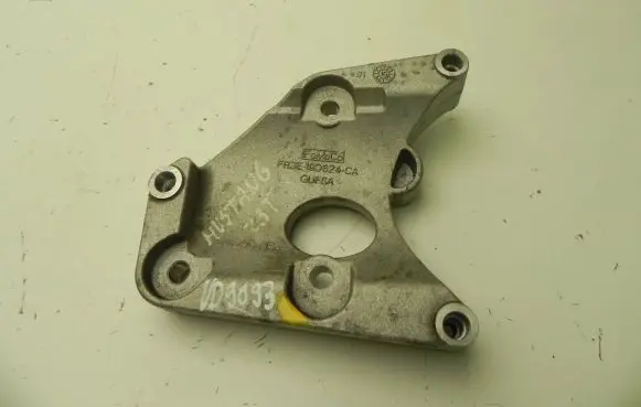 Ford Mustang V Engine mounting bracket FR3E19D624CA VD9093