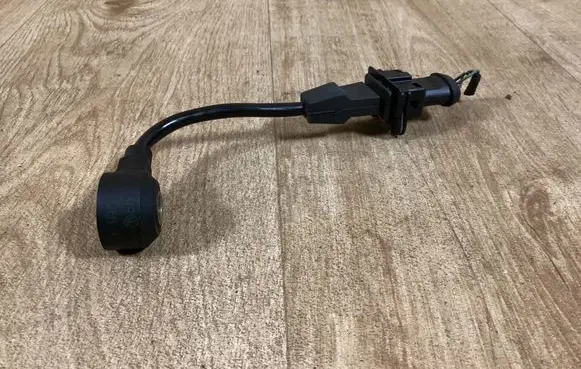 Audi TT Mk1 Detonation knock sensor 06A905377