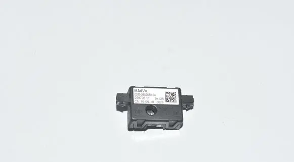 BMW X3 G01 Aerial antenna amplifier 9389560 65209389560
