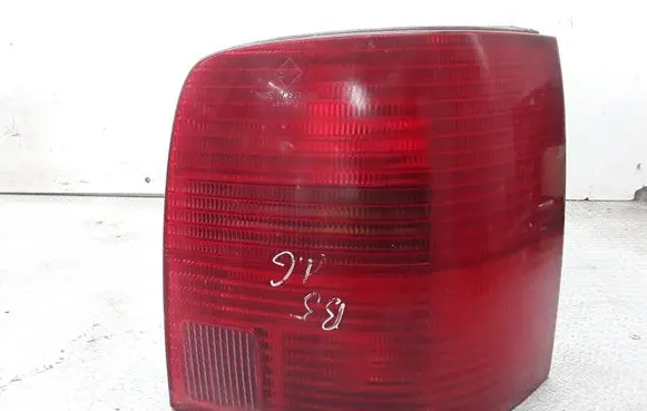 Volkswagen PASSAT B5 Rear/tail lights