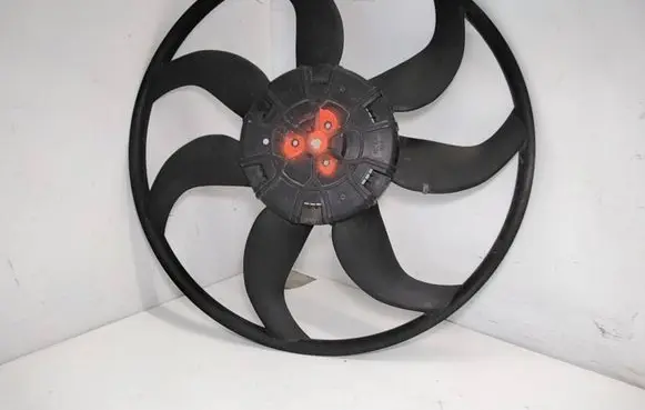 BMW 5 E60 E61 Fan impeller 3136613298 0738937