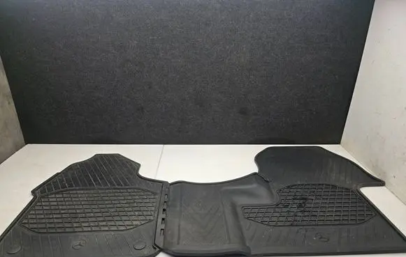 Mercedes-Benz Sprinter W907 W910 Car floor mat set A9076805601 A9076805501
