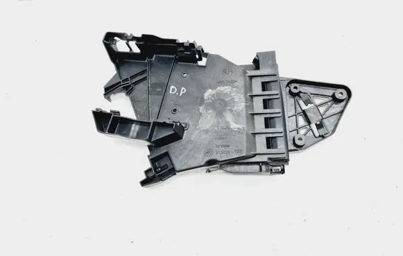 Volvo S60 Front door exterior handle/bracket 30784317 913028103
