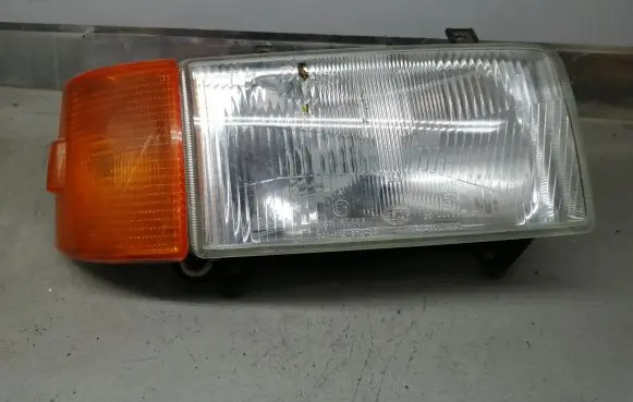 Volkswagen Transporter - Caravelle T4 Headlight/headlamp