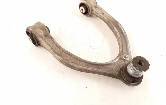 Mercedes-Benz C AMG W205 Front control arm 2053305501 A2053305501