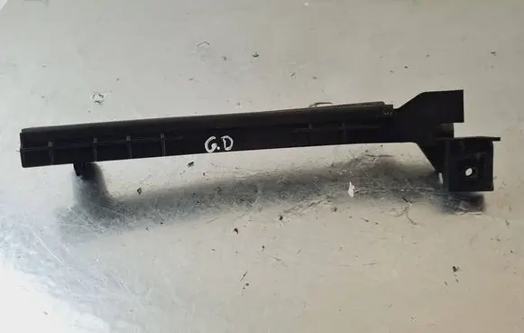 Peugeot 3008 II Rear door windshield rail 9811414680