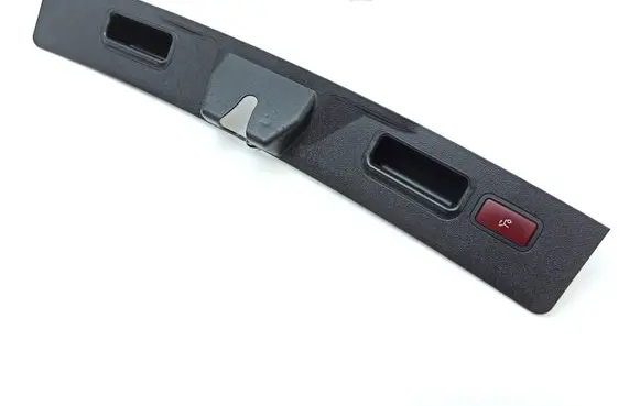 Mercedes-Benz R W251 Tailgate trim A2517470087 2118219551