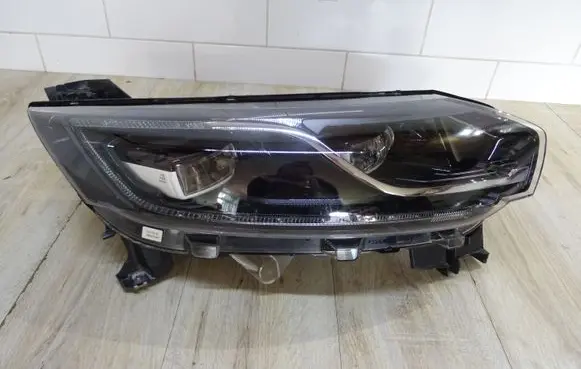 Renault Espace - Grand espace V Headlight/headlamp 260108498R