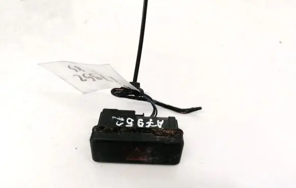 BMW 5 E39 Hazard light switch 8350947