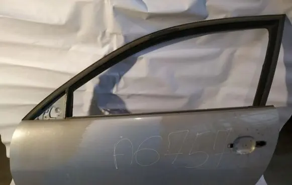 Seat Ibiza III (6L) Front door pilkos