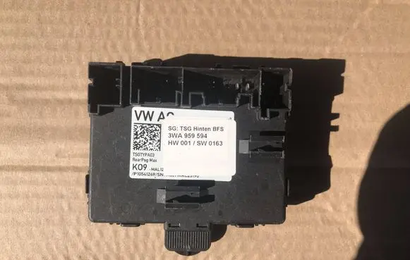 Skoda Superb B9 Door control unit/module 3WA959594