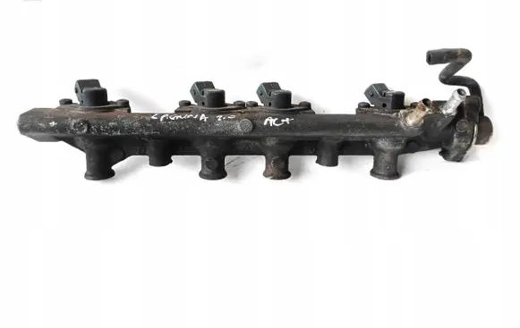 Renault Laguna I Fuel main line pipe 857013