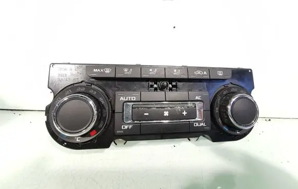 Skoda Octavia Mk2 (1Z) Climate control unit 3T0907044AR